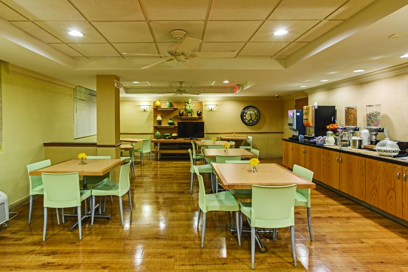 La Quinta Inn & Suites West Palm Beach Airport, West Palm Beach La Quinta Inn & Suites West Palm Beach Airport, West Palm Beach