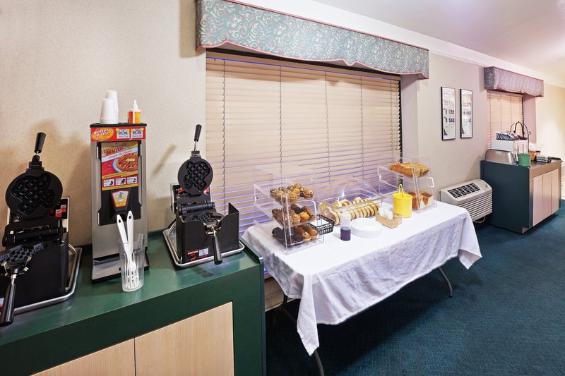 La Quinta Inn El Paso Cielo Vista, El Paso La Quinta Inn El Paso Cielo Vista, El Paso