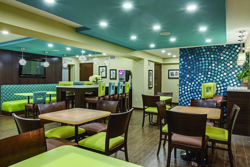 La Quinta Inn & Suites Oceanfront Daytona Beach, Daytona Beach La Quinta Inn & Suites Oceanfront Daytona Beach, Daytona Beach