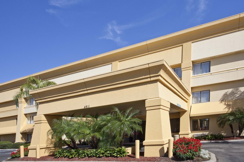La Quinta Inn & Suites Tampa Fairgrounds - Casino, Tampa La Quinta Inn & Suites Tampa Fairgrounds - Casino, Tampa