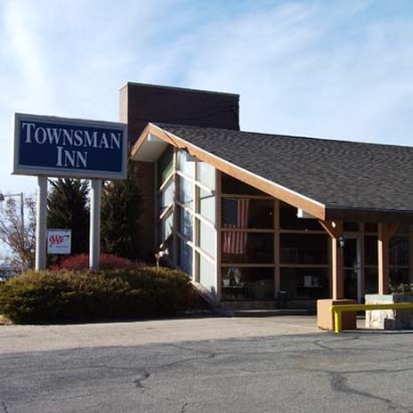 Townsman Inn Larned