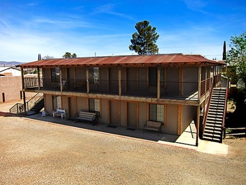 Budget Host Inn Tombstone