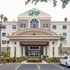 Holiday Inn Express Hotel & Suites