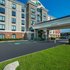 Holiday Inn Express Hotel & Suites