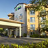 Holiday Inn Expres/Suites Downtown