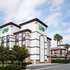 Holiday Inn Express Hotel & Suites